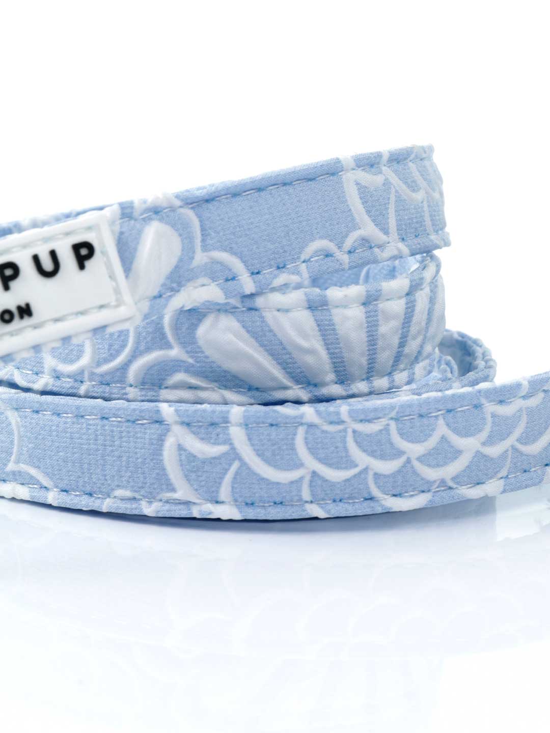 Baby Blue Flower Luxurious Design Lead / COCOPUP