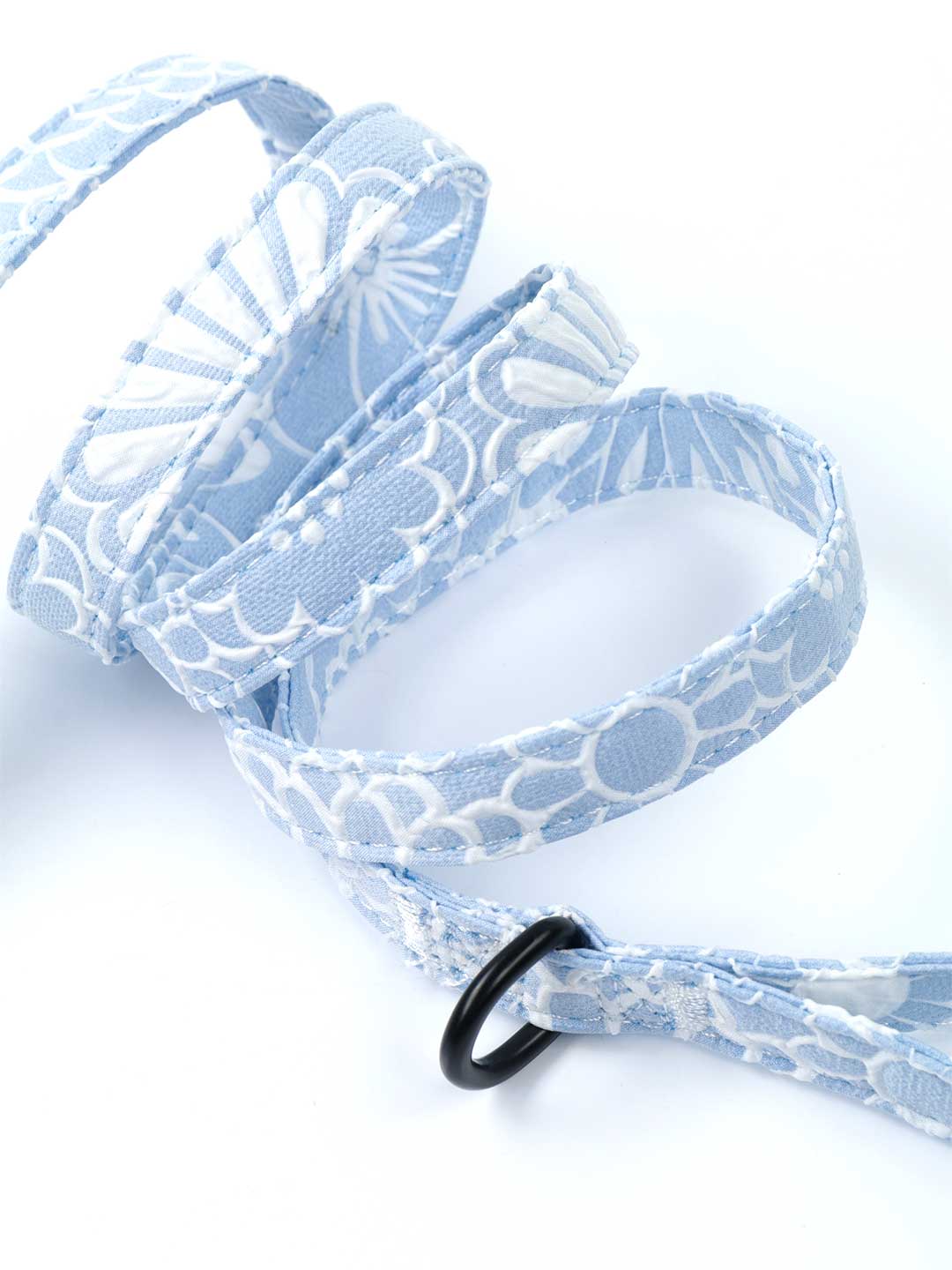 Baby Blue Flower Luxurious Design Lead / COCOPUP