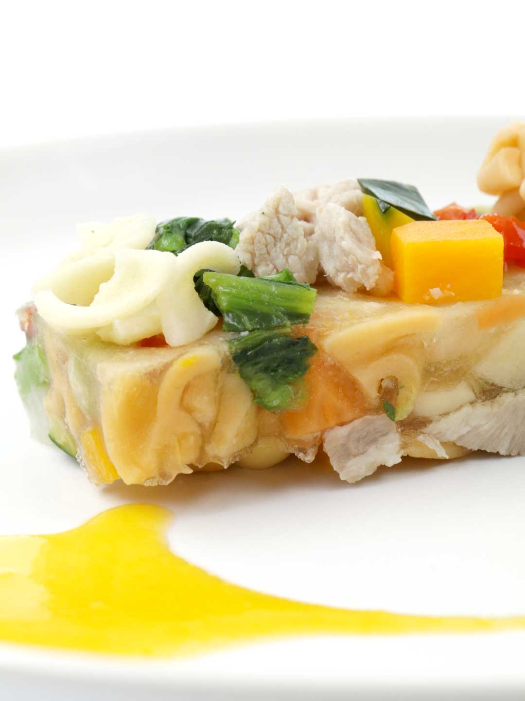 #01 Hayama Highland Pork Cacciatore Style / Wagwag Meal