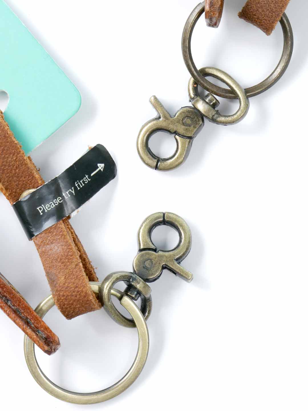 BOHO ROSA KEY RING / DOG WITH A MISSION