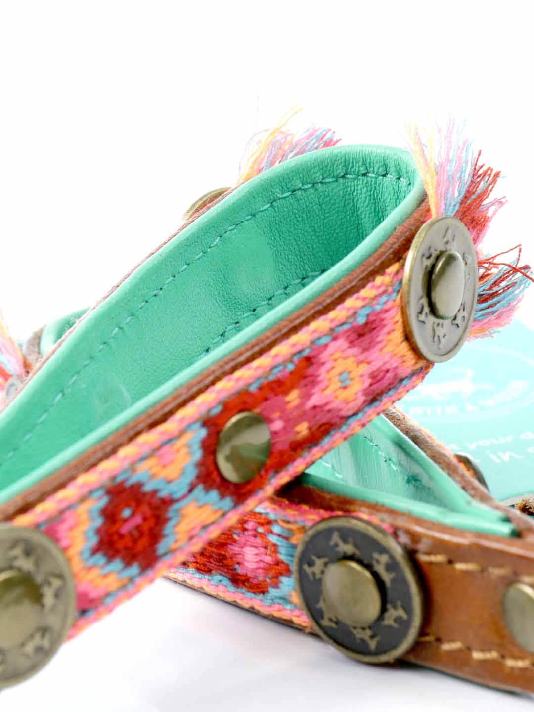 BOHO ROSA KEY RING / DOG WITH A MISSION
