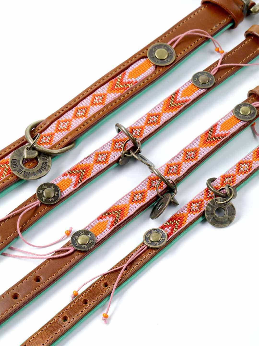 Sweet May Dog Collar / DOG WITH A MISSION
