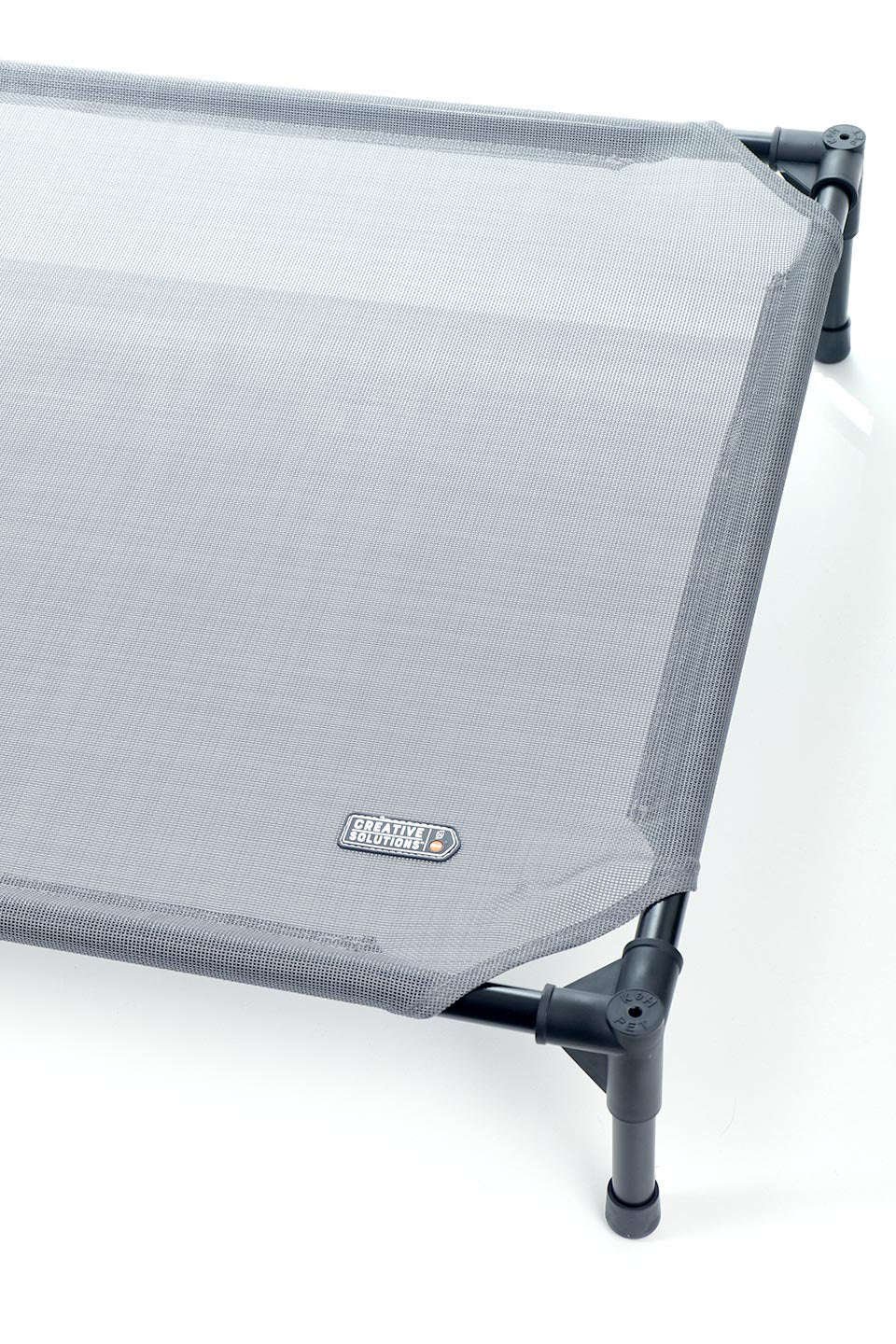 All Weather Elevated Pet Bed オールウェザー・ペットコット(ペットベッド) by Creative Solutions by K&H