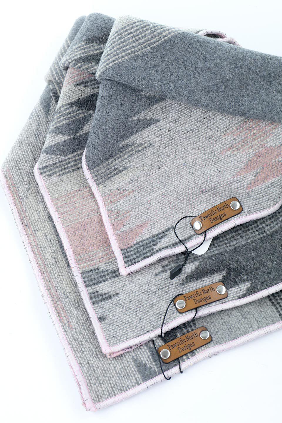 Crete Snap On Dog Bandana クレタ・スナップバンダナ / Pawcific North Designs