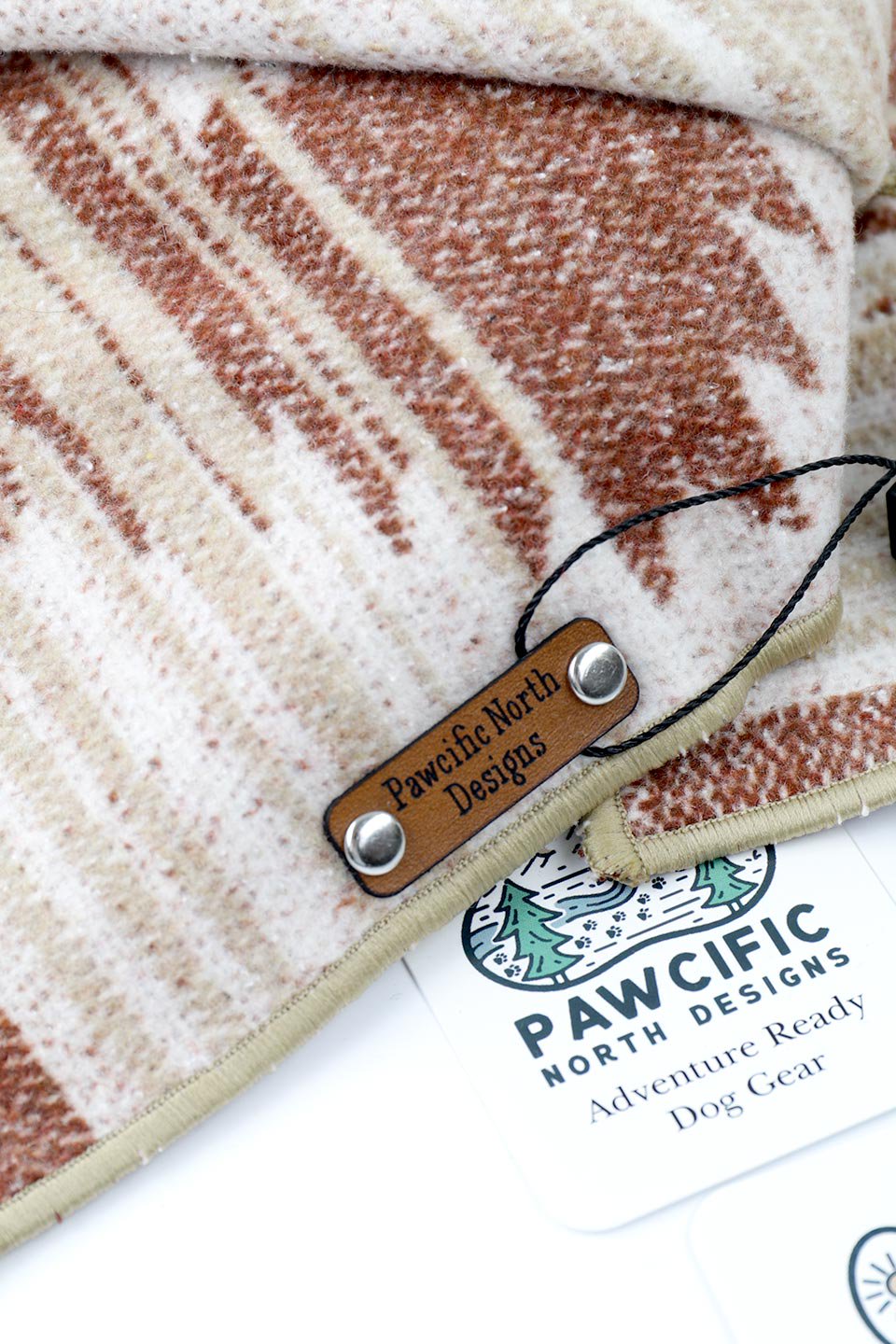 Montezuma Snap On Dog Bandana モンテズマ・スナップバンダナ / Pawcific North Designs