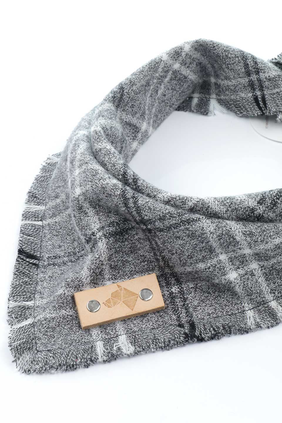 Graphite Fringed Flannel Dog Bandana グラファイト・フリンジドッグバンダナ / DOGDOG GOOSE