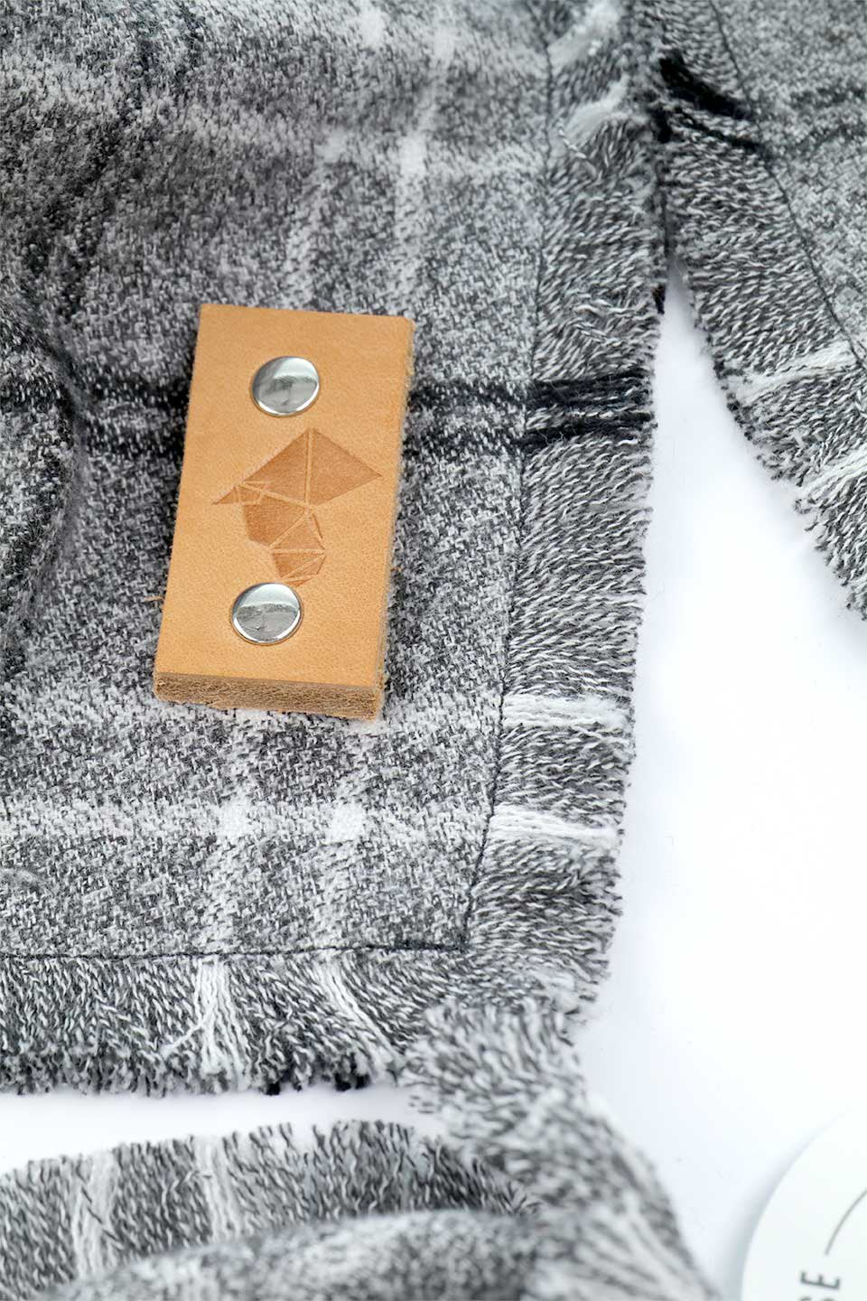 Graphite Fringed Flannel Dog Bandana グラファイト・フリンジドッグバンダナ / DOGDOG GOOSE